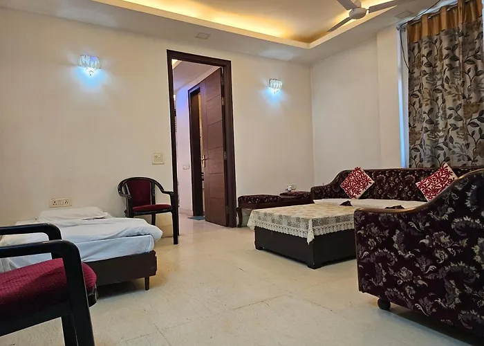 Spacious 2Bhk Apartment!