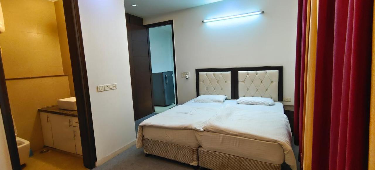Spacious 2bhk Apartment! Apartment New Delhi