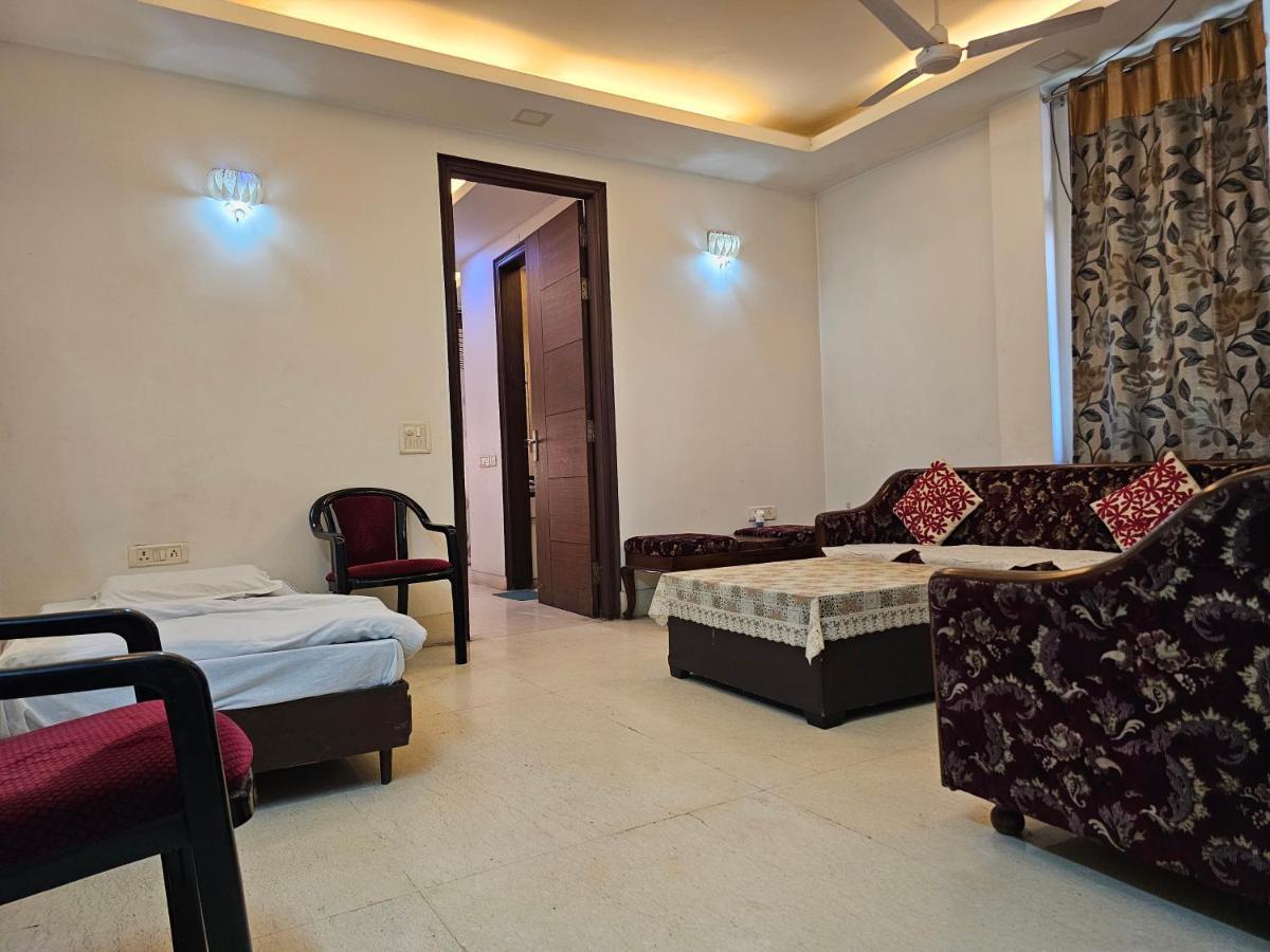 Apartment Spacious 2bhk Apartment!